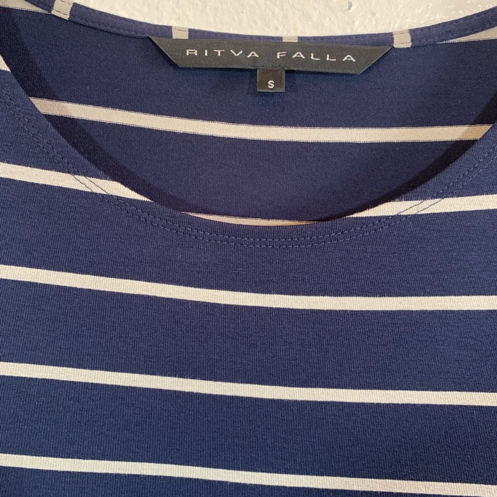 Ritva Falla navy striped tunic with pockets - Picture 3 of 5